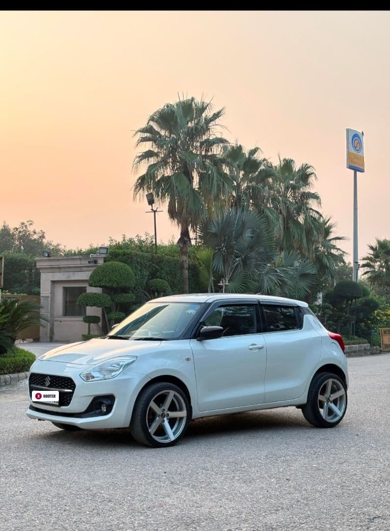 EXTERIOR image for MARUTI SWIFT LXI | Hooter
