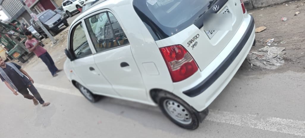 EXTERIOR image for Santro GL Solid BS-1V | Hooter