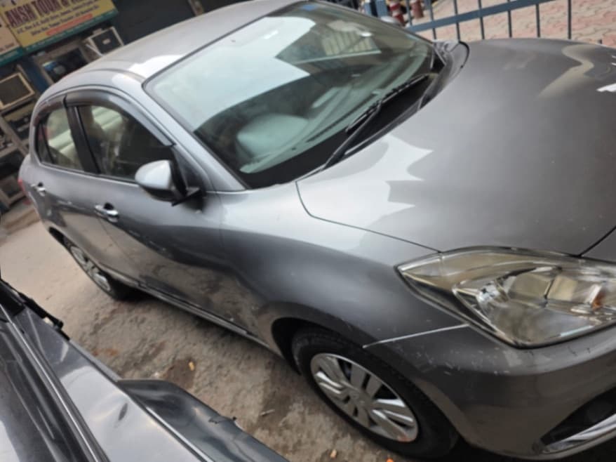EXTERIOR image for DZIRE VXI | Hooter