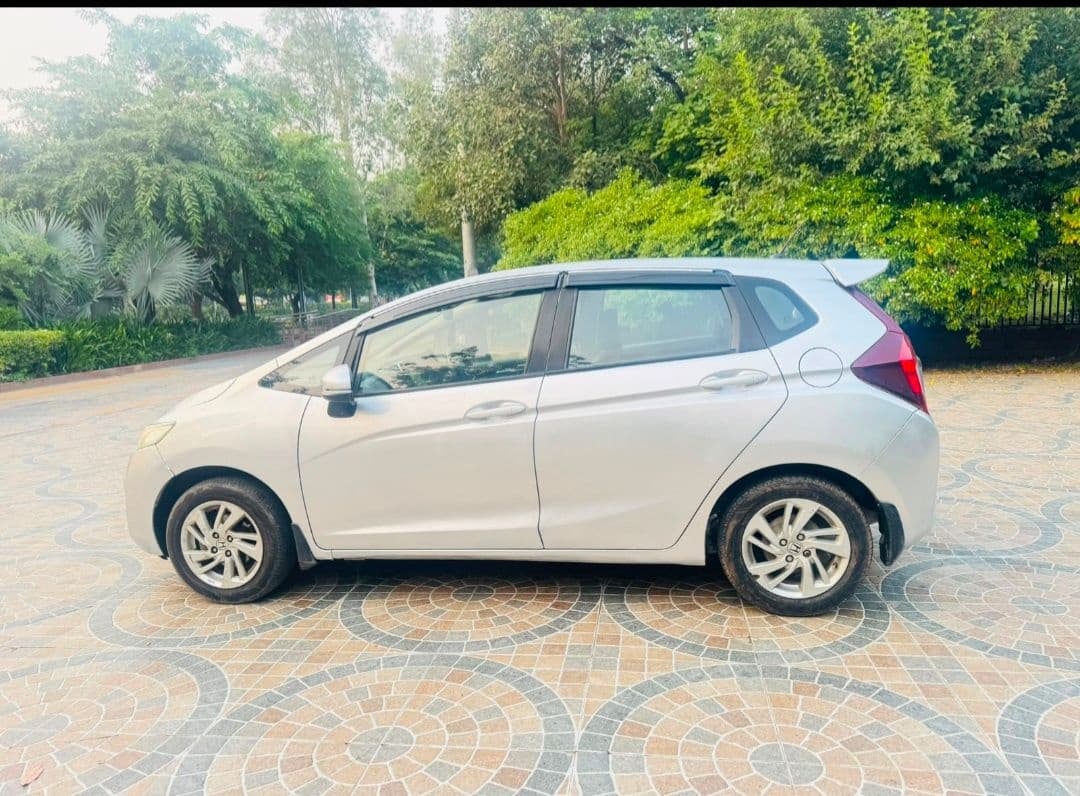 EXTERIOR image for JAZZ 1.2 VX MT (I-VTEC)M | Hooter