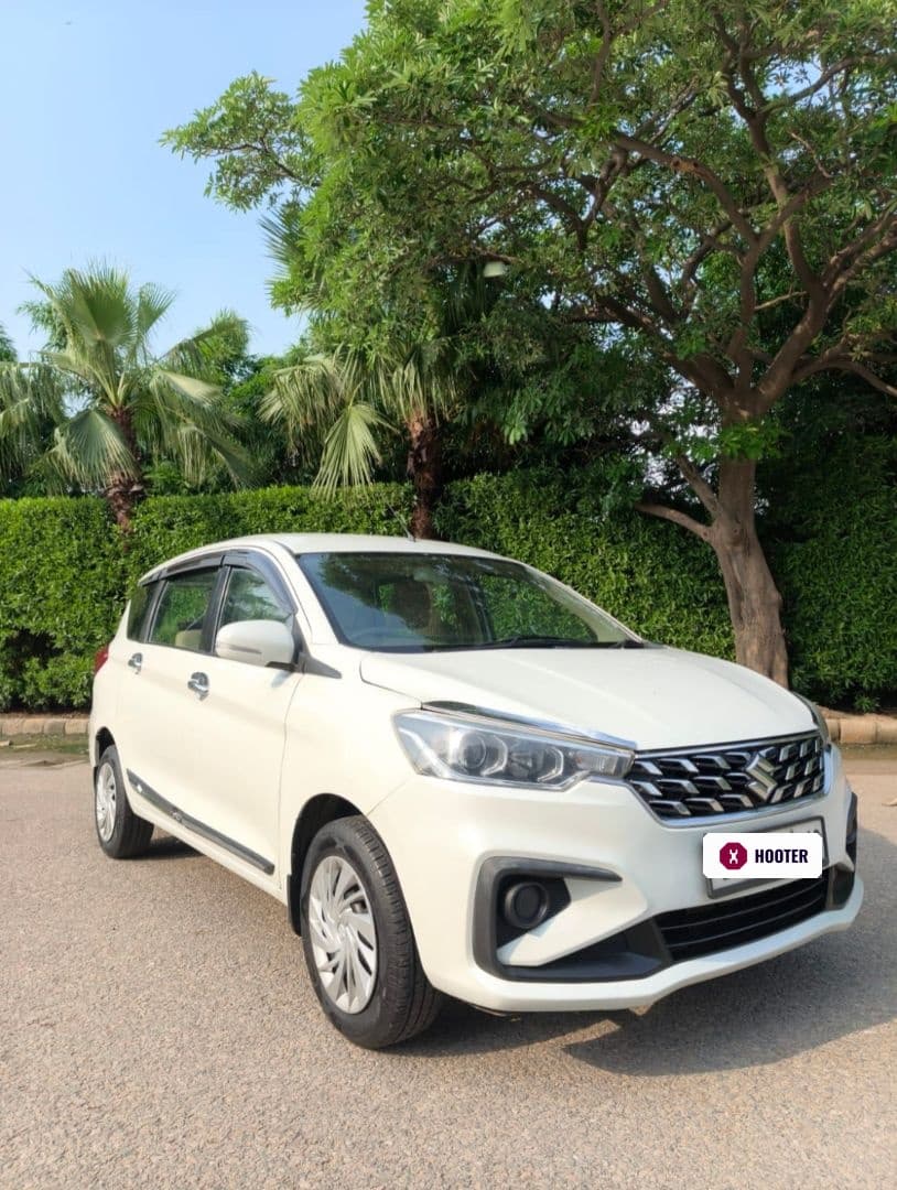 EXTERIOR image for ERTIGA VXI CNG | Hooter