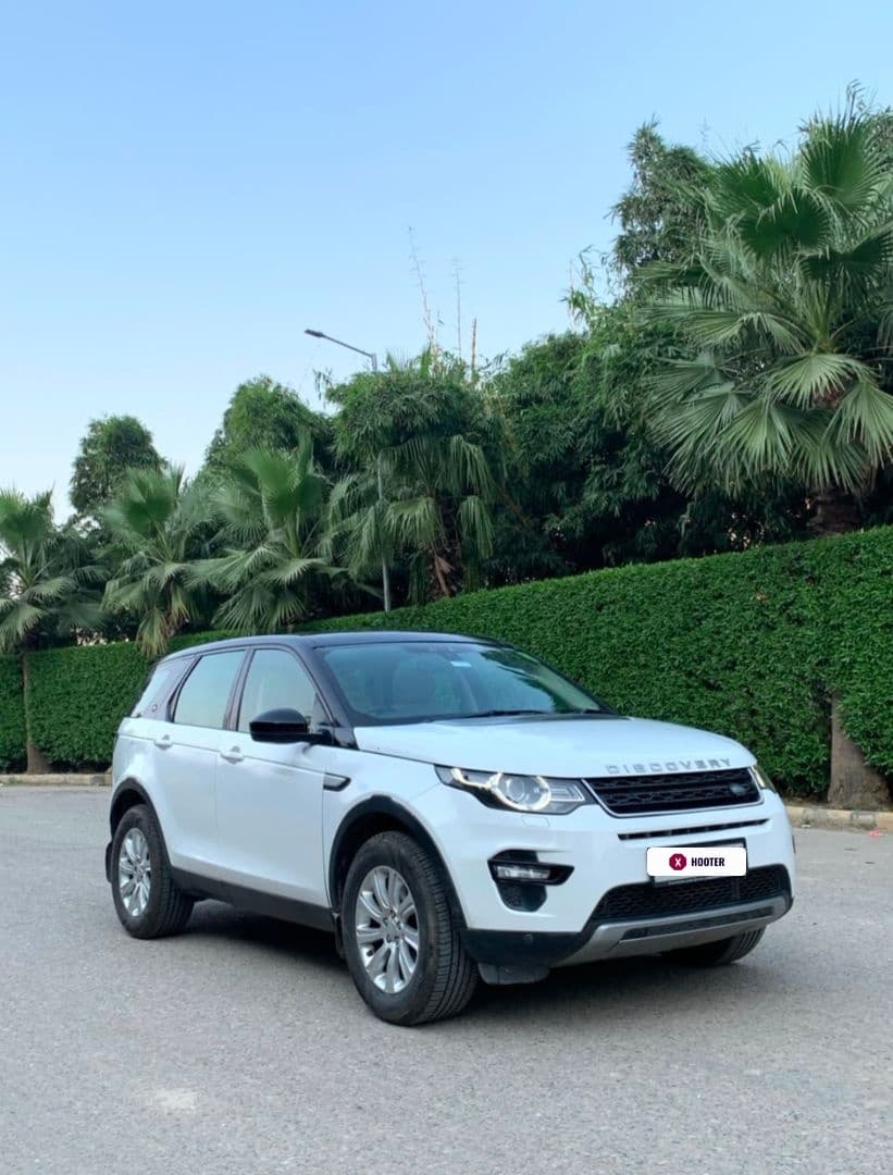 EXTERIOR image for Land Rover Discovery Sport | Hooter