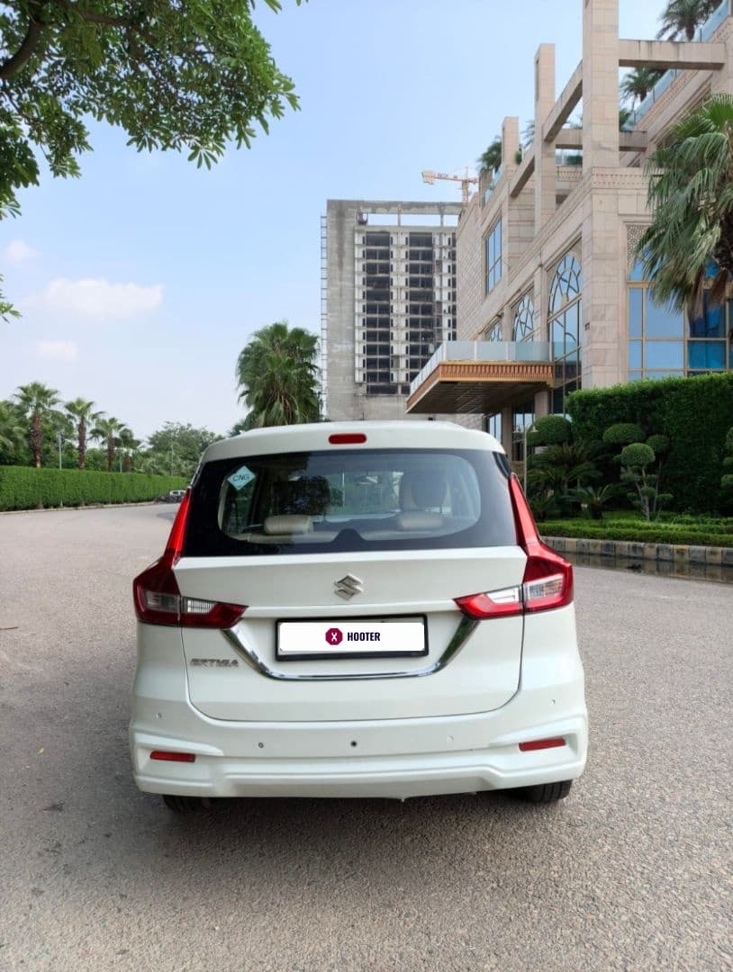 EXTERIOR image for ERTIGA VXI CNG | Hooter