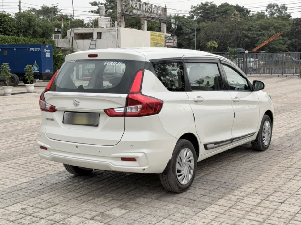 EXTERIOR image for ERTIGA VXI CNG | Hooter