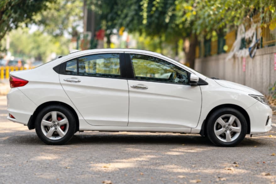 EXTERIOR image for CITY 1.5 V MT I-VTEC | Hooter
