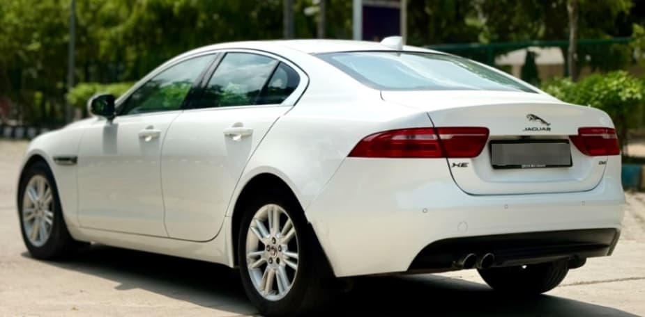 EXTERIOR image for JAGUAR XE 2.0L DIESEL PRESTIGE | Hooter