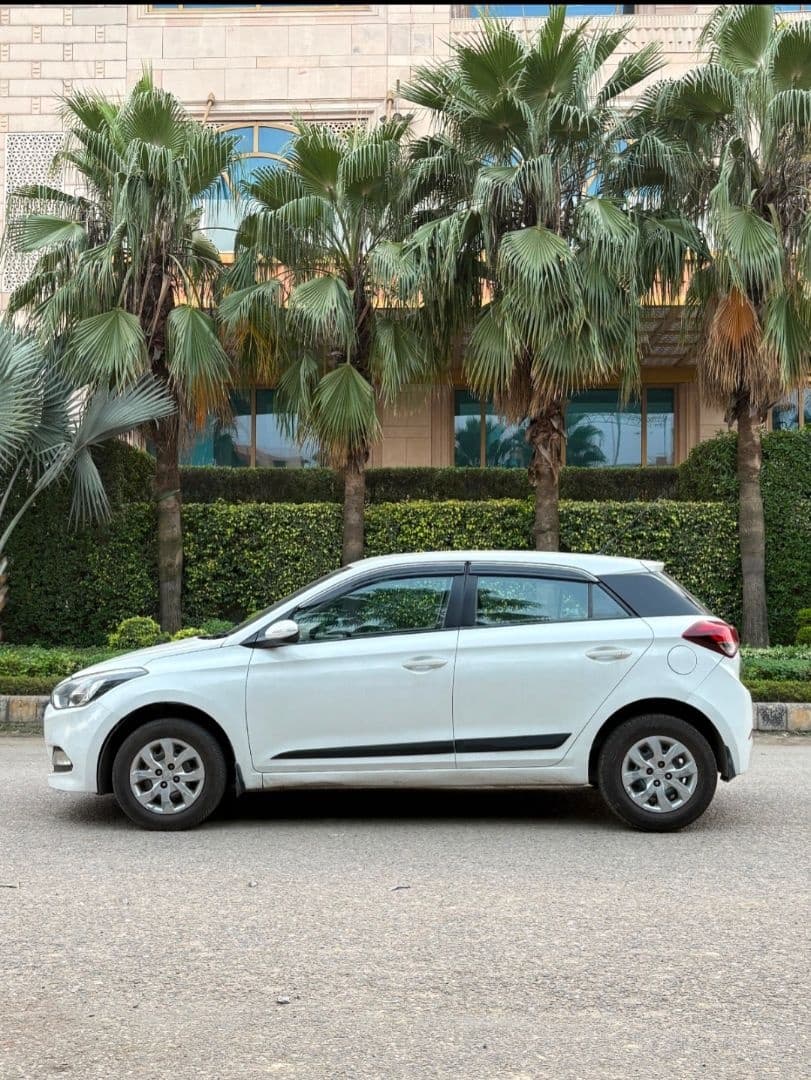EXTERIOR image for I20 SPORTZ VTVT | Hooter