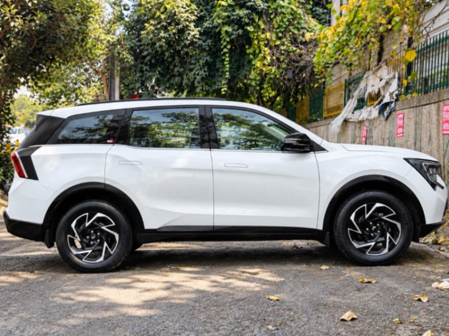 EXTERIOR image for Mahindra XUV 7XO | Hooter
