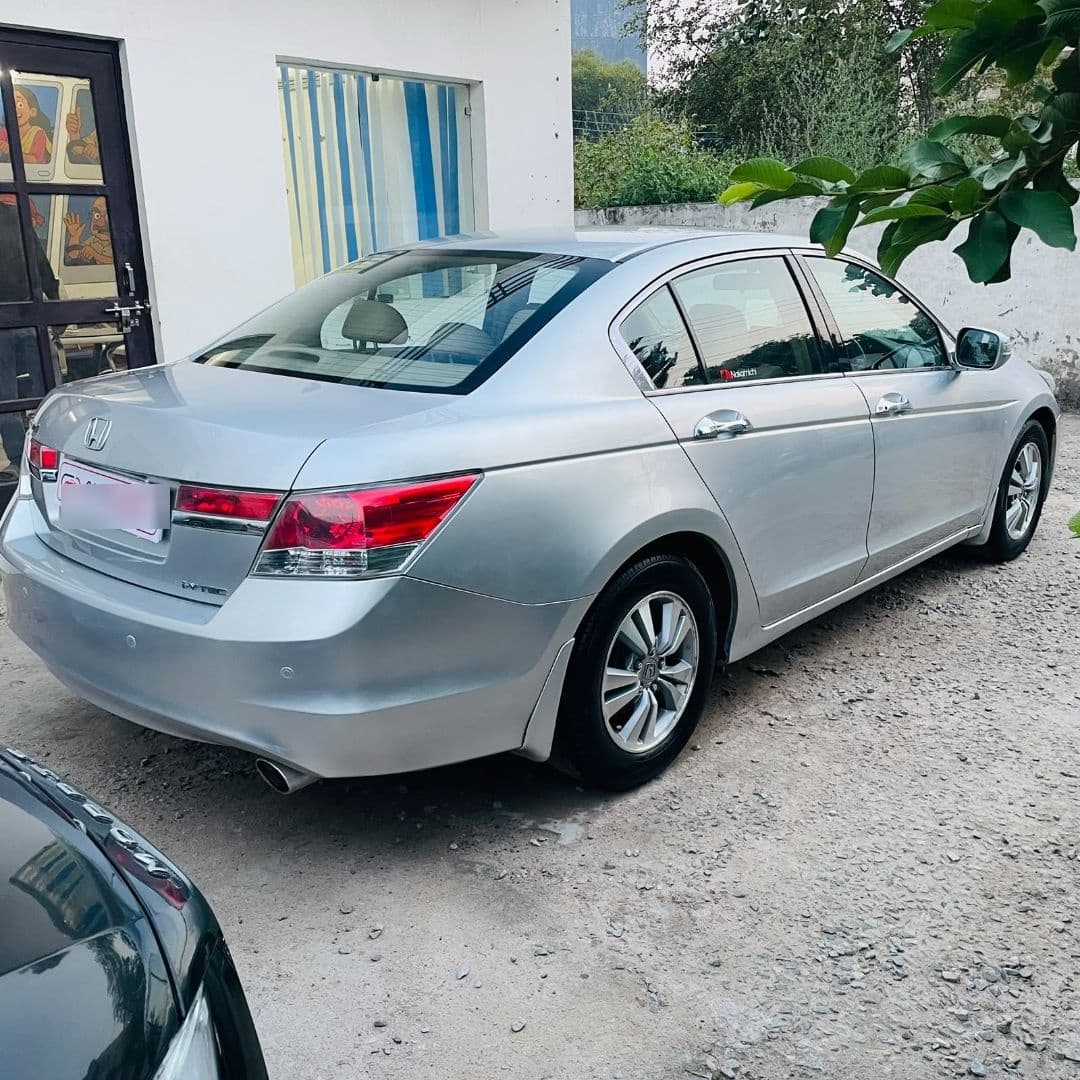 EXTERIOR image for HONDA ACCORD AT BS-4 | Hooter