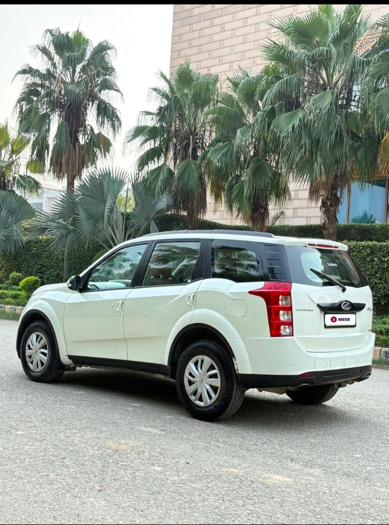 EXTERIOR image for XUV 500 R 1.99 FWD W6 | Hooter