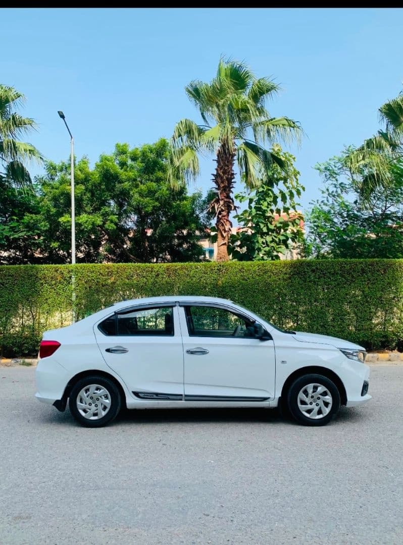 EXTERIOR image for AMAZE 1.2 E MT (I-VTEC) | Hooter