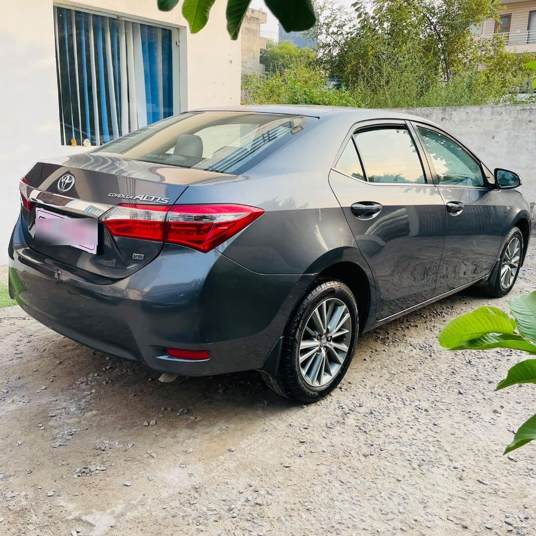 EXTERIOR image for COROLLA ALTIS | Hooter