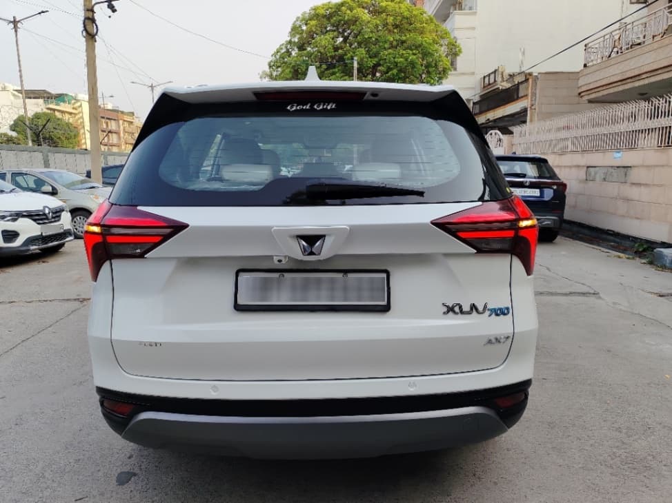 EXTERIOR image for XUV700 | Hooter