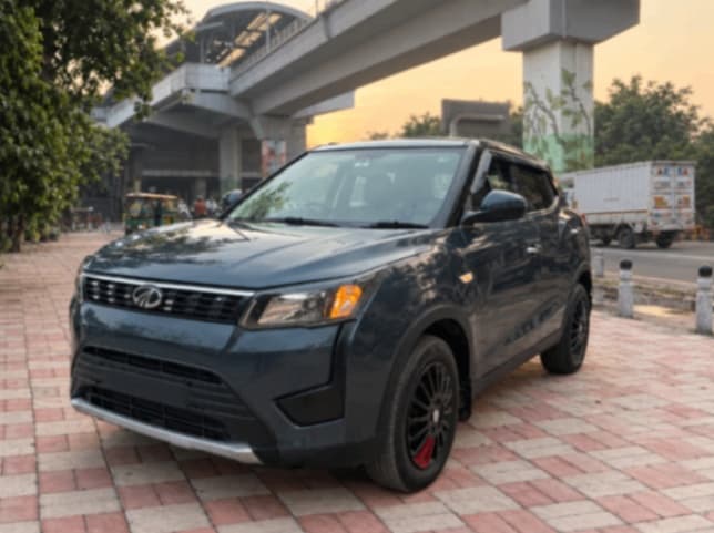 EXTERIOR image for XUV300 [2019-2024] | Hooter