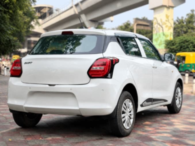 EXTERIOR image for MARUTI SWIFT LXI | Hooter