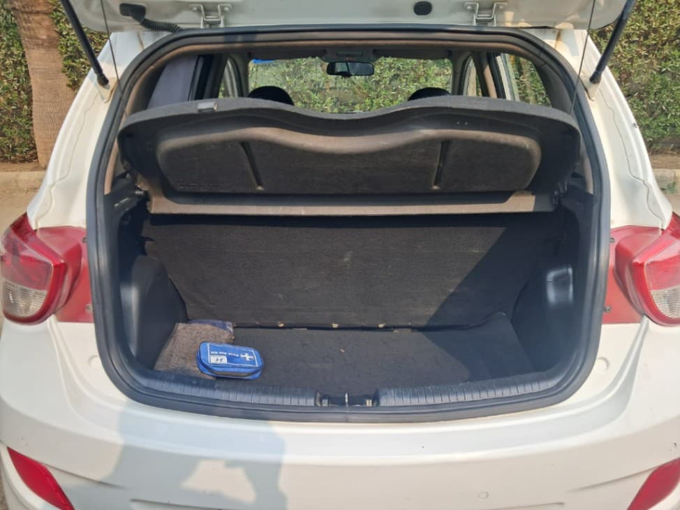 INTERIOR image for Grand i10 Sportz 1.2 Solid