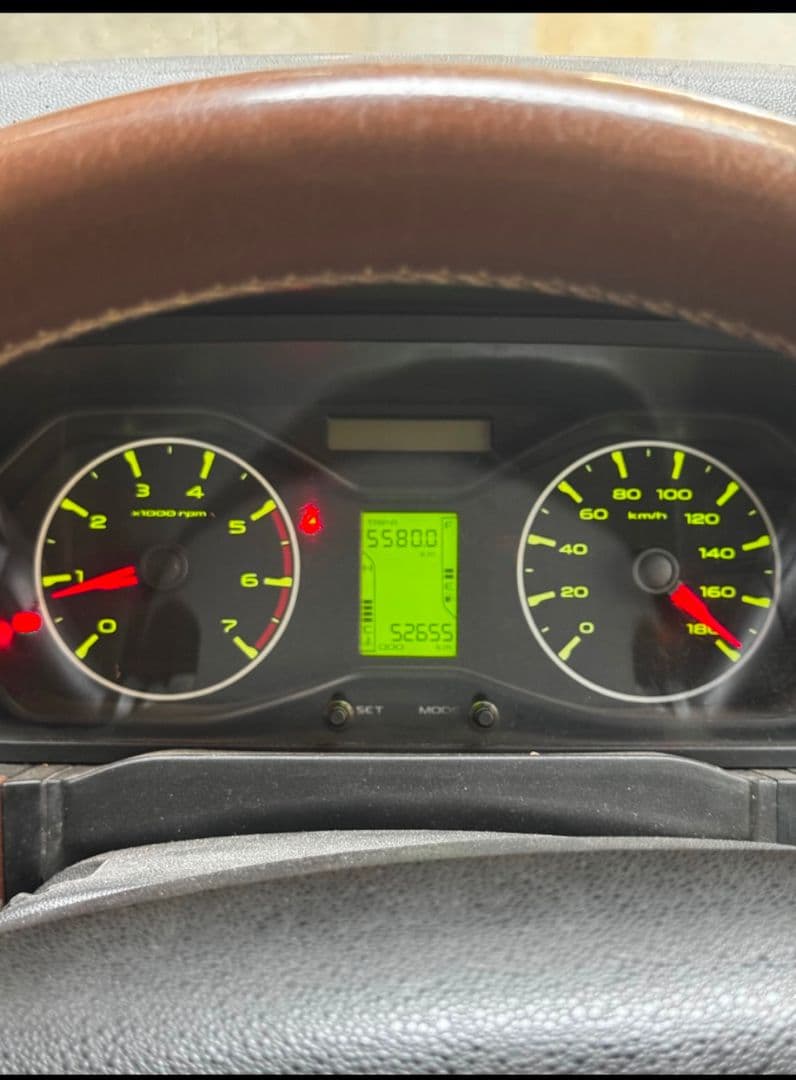 INTERIOR image for MAHINDRA SCORPIO S5 MH 2W 140 | Hooter
