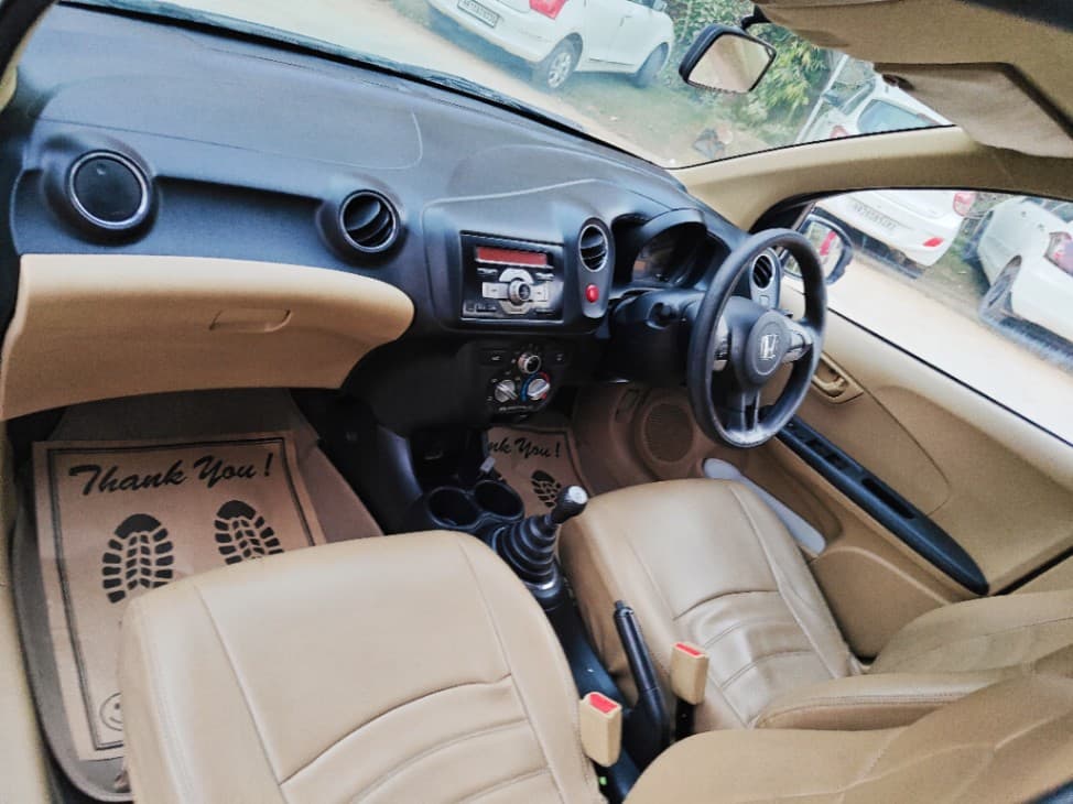 INTERIOR image for Brio [2013-2016] | Hooter