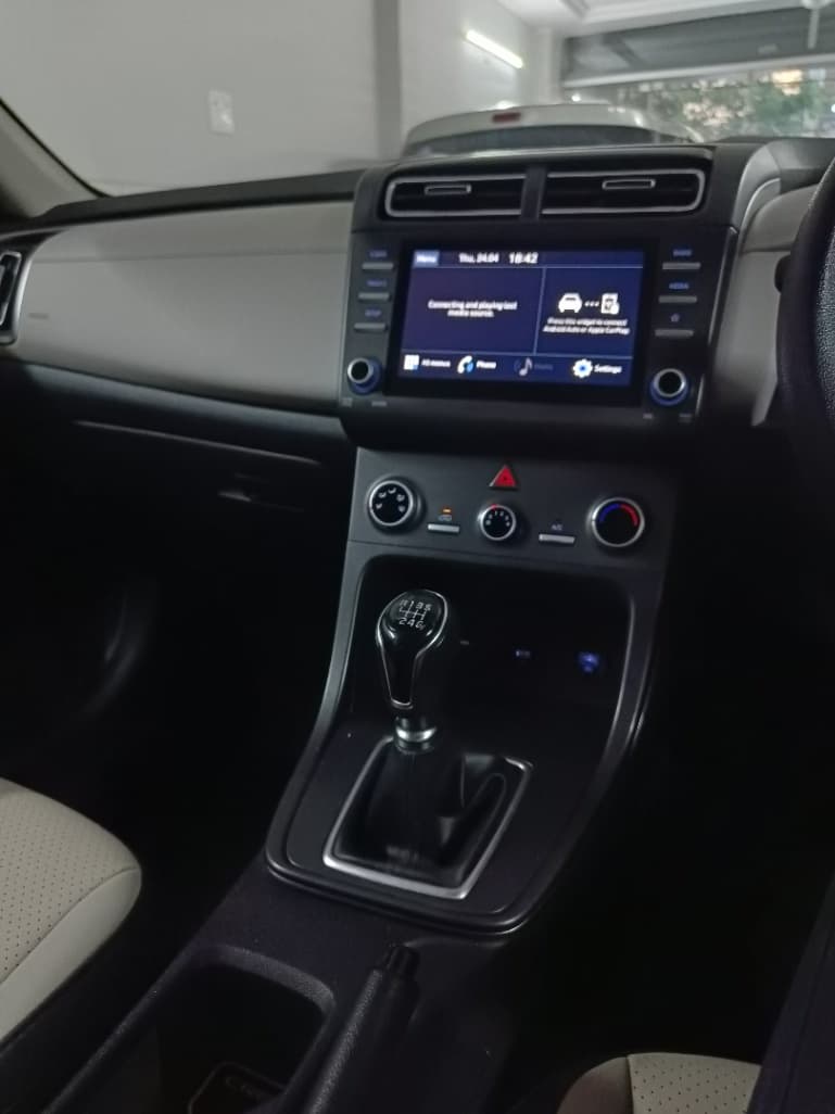 INTERIOR image for CRETA 1.5 MPI MT EX | Hooter