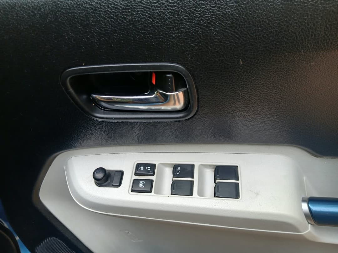 INTERIOR image for MARUTI IGNIS ZETA PETROL | Hooter