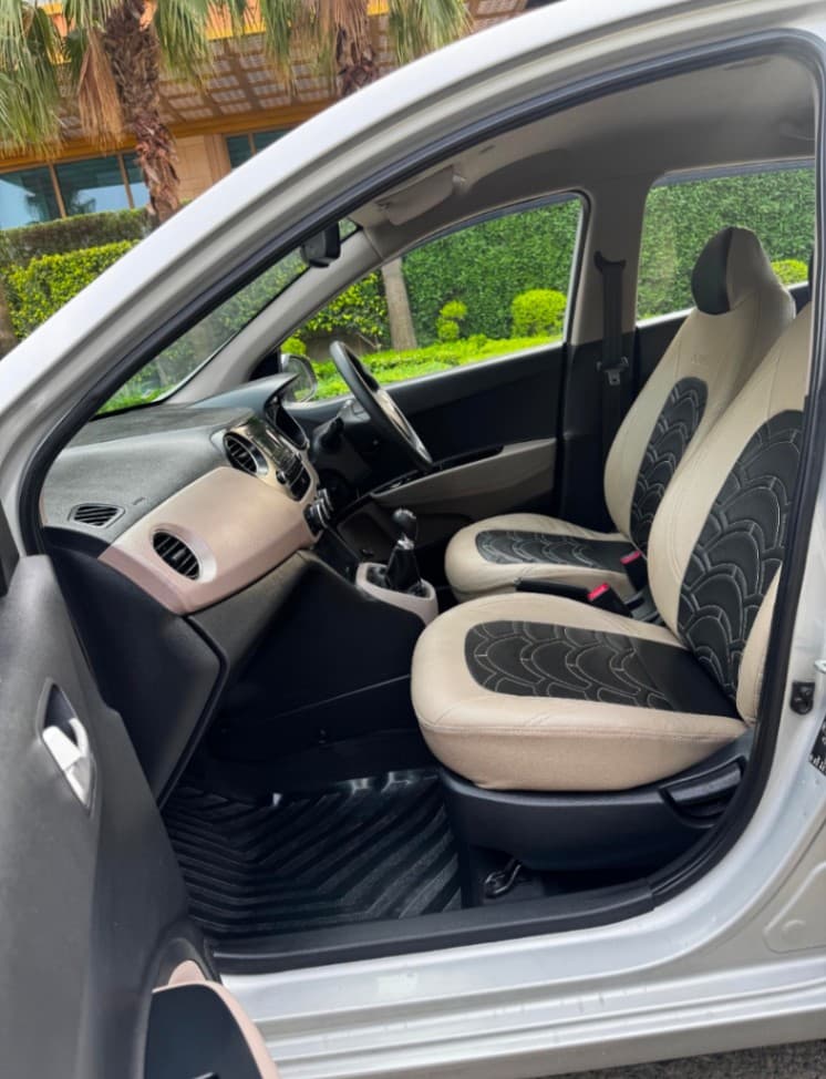 INTERIOR image for XCENT VTVT SX | Hooter