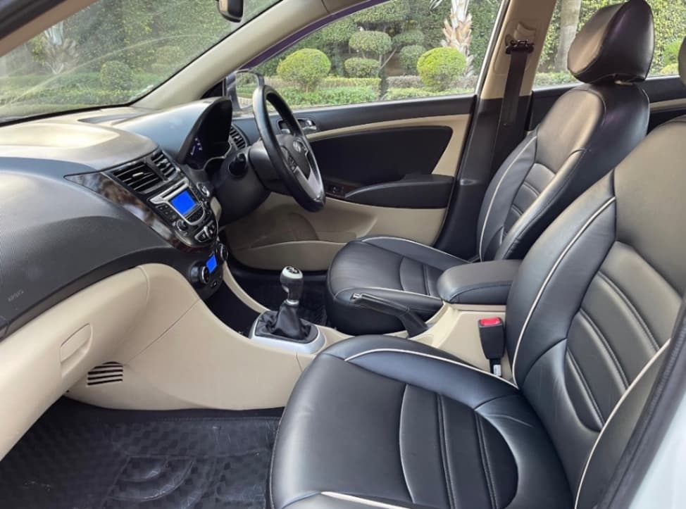 INTERIOR image for Verna  VTVT SX (O)1.6