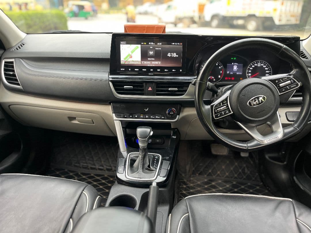 INTERIOR image for SELTOS G1.5 IVT HTX | Hooter