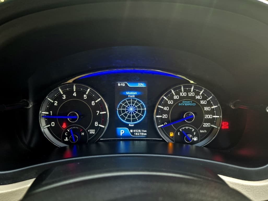 INTERIOR image for CIAZ SMART HYBRID ZETA AT | Hooter