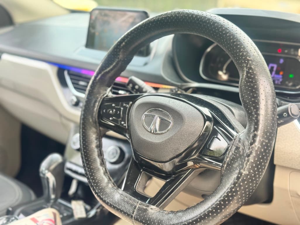 INTERIOR image for TATA NEXON XZA+ 1.2 RTN BS6 | Hooter