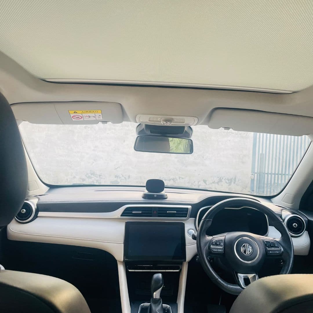 INTERIOR image for Astor | Hooter