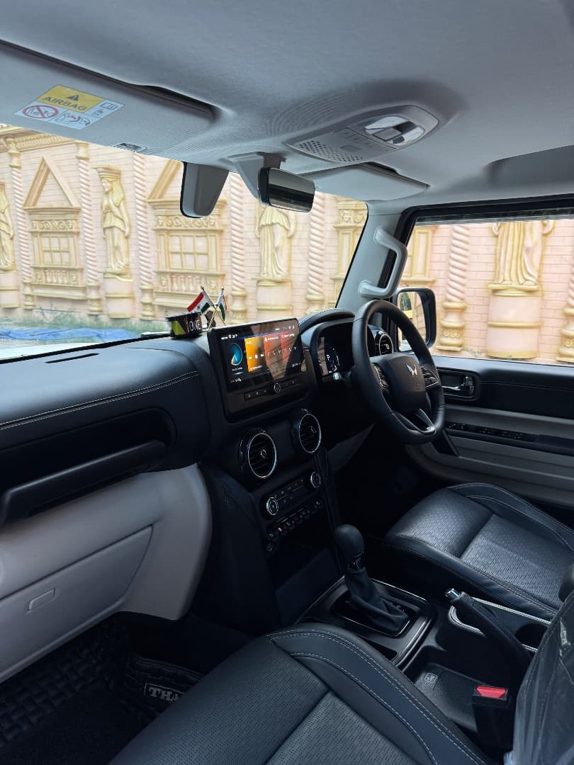 INTERIOR image for Thar Roxx | Hooter