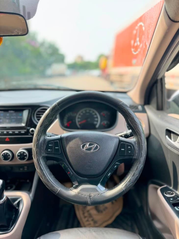 INTERIOR image for XCENT | Hooter