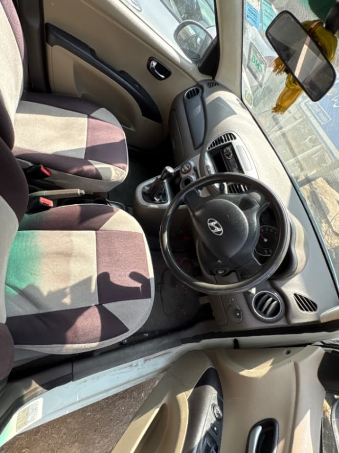 INTERIOR image for I10 | Hooter