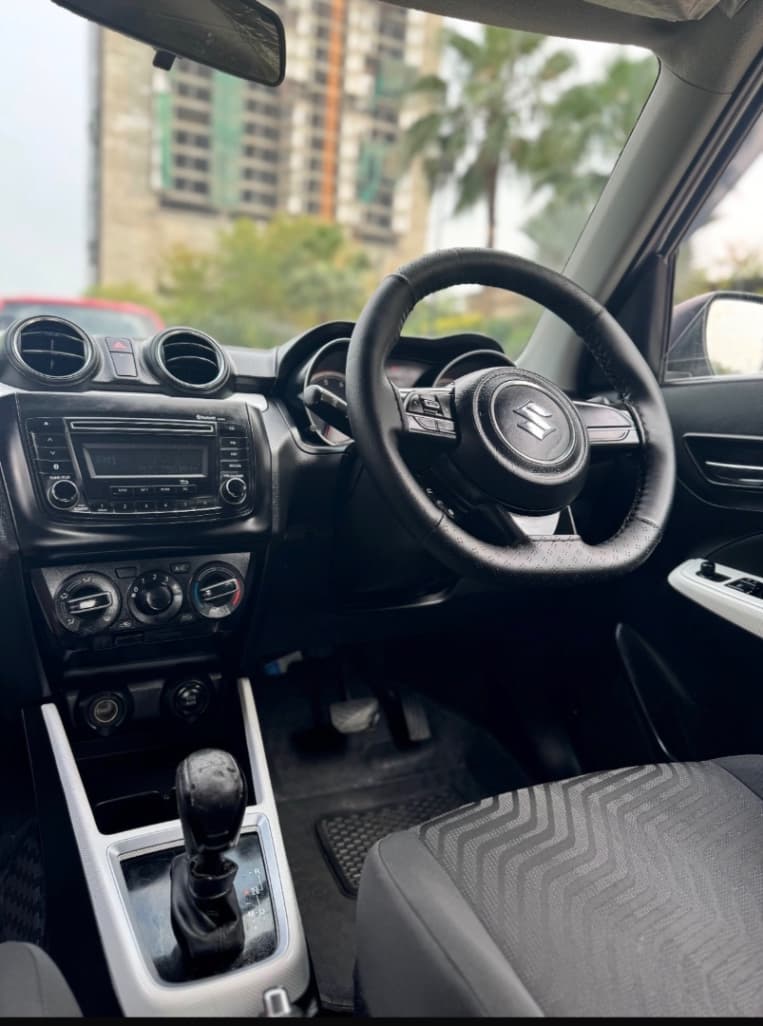 INTERIOR image for MARUTI SWIFT VXI AMT | Hooter