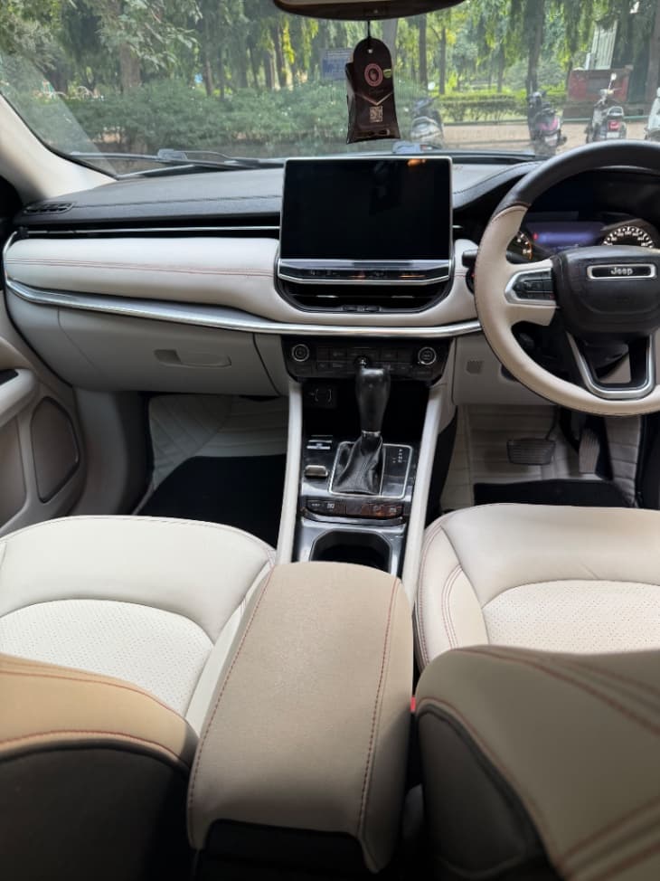INTERIOR image for JEEP NEW COMPASS LTD(O) 4X4 AT | Hooter