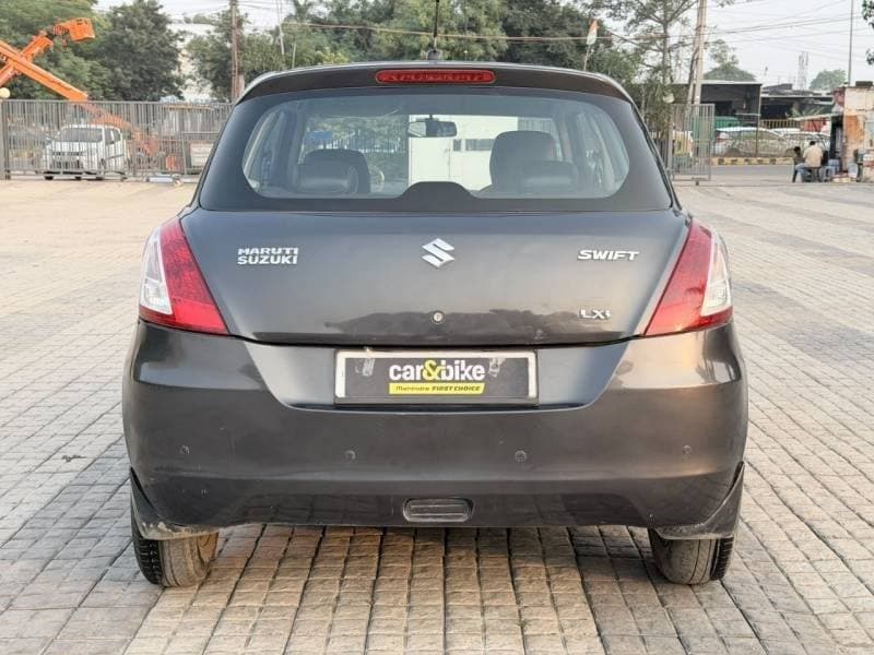 INTERIOR image for MARUTI SWIFT LXI (OPTIONAL) BS | Hooter