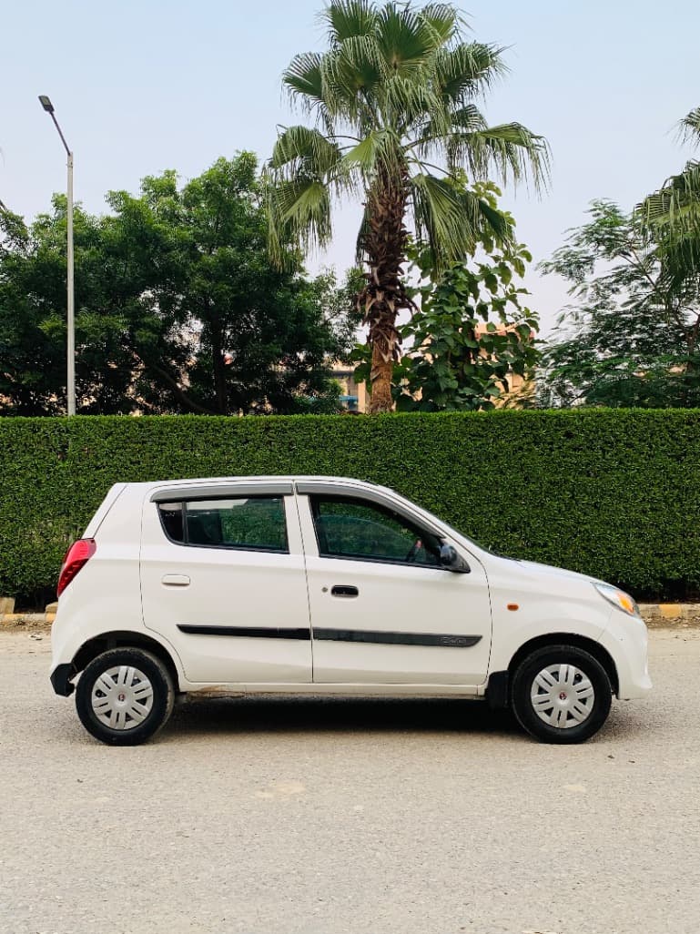 INTERIOR image for MARUTI ALTO 800 LXI | Hooter