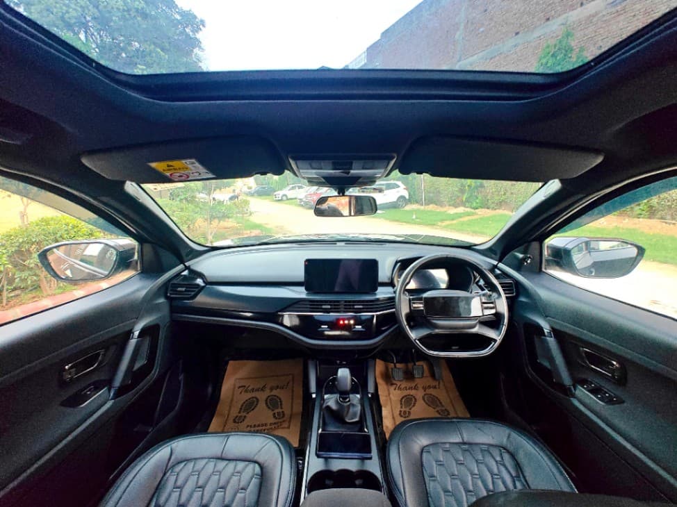 INTERIOR image for Harrier | Hooter