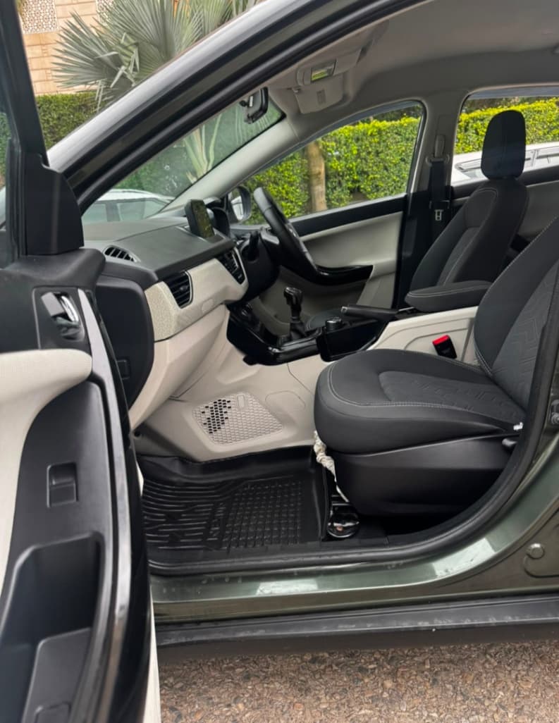 INTERIOR image for TATA NEXON XZ+ 1.5 RTQ BS6 | Hooter