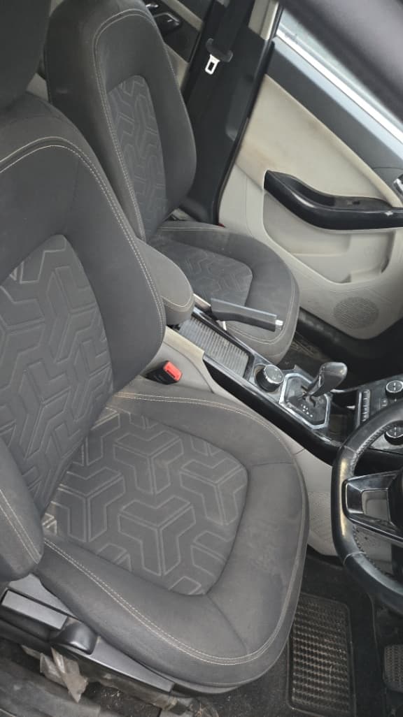 INTERIOR image for TATA NEXON XZA+(O) 1.2 RTN BS6 | Hooter