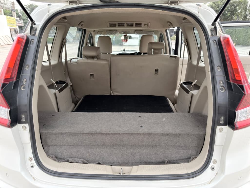 INTERIOR image for ERTIGA VXI CNG | Hooter