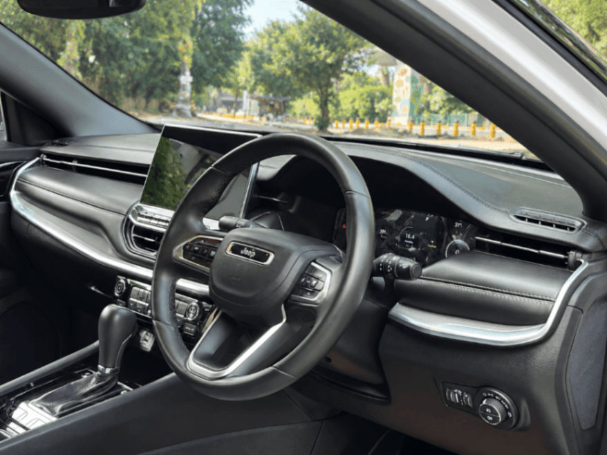 INTERIOR image for Compass | Hooter