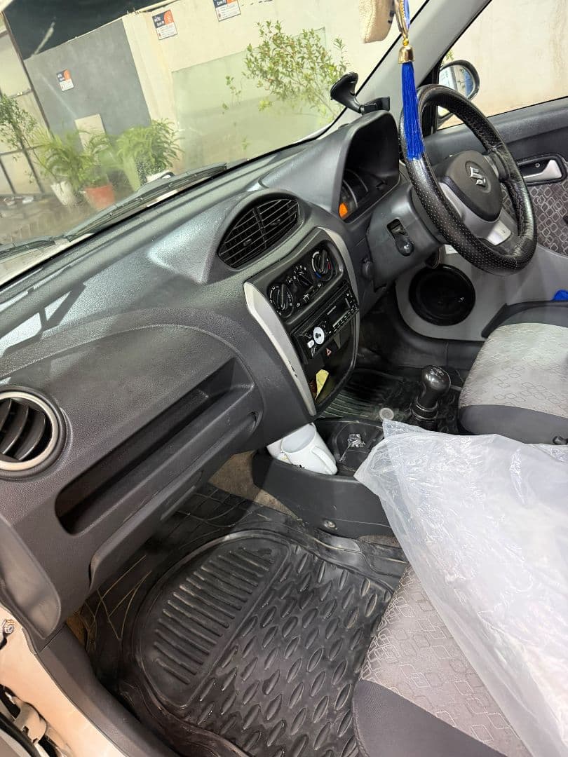 INTERIOR image for MARUTI ALTO 800 GREEN LXI | Hooter