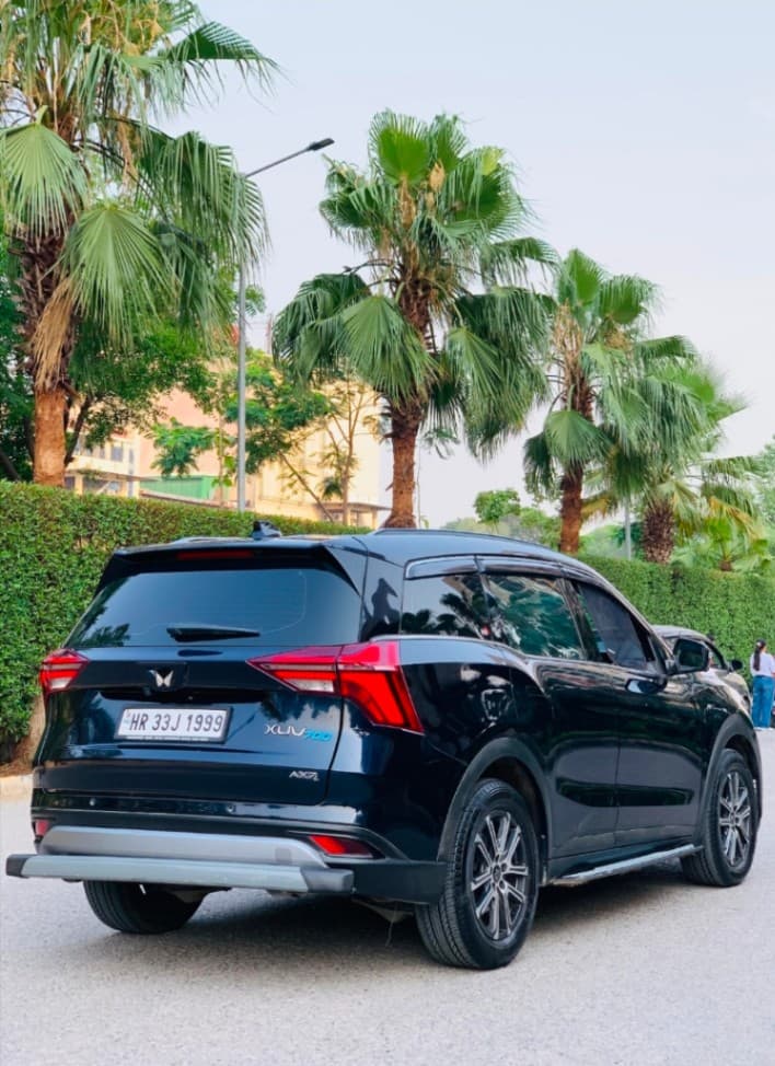 Mahindra Old Generation XUV700 | Hooter