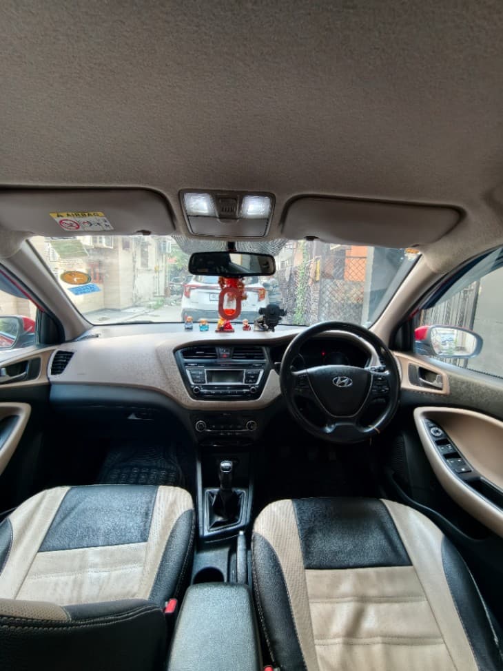 INTERIOR image for i20 | Hooter