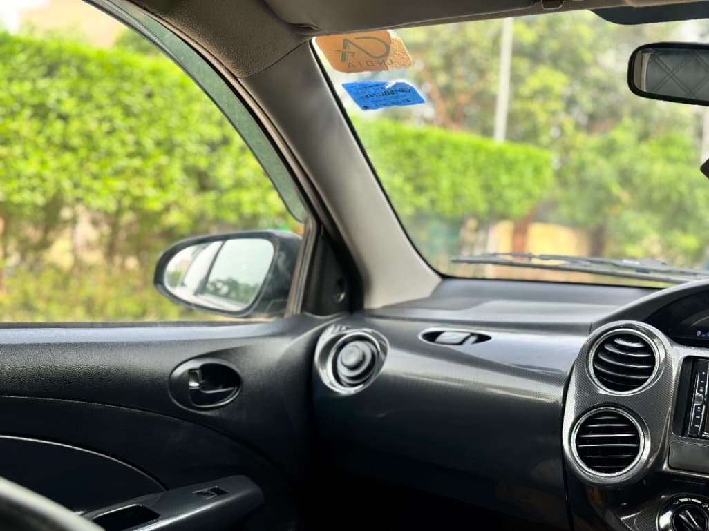 INTERIOR image for TOYOTA ETIOS CROSS G X-EDITION | Hooter