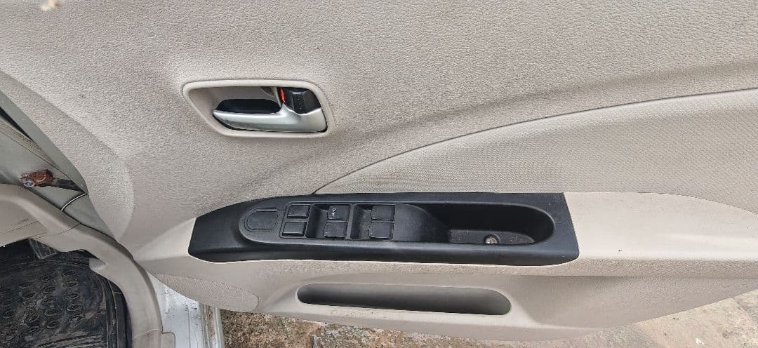 INTERIOR image for MARUTI CELERIO VXI GREEN | Hooter