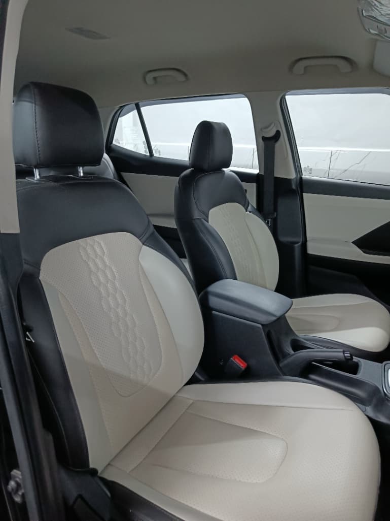 INTERIOR image for CRETA 1.5 MPI MT EX | Hooter