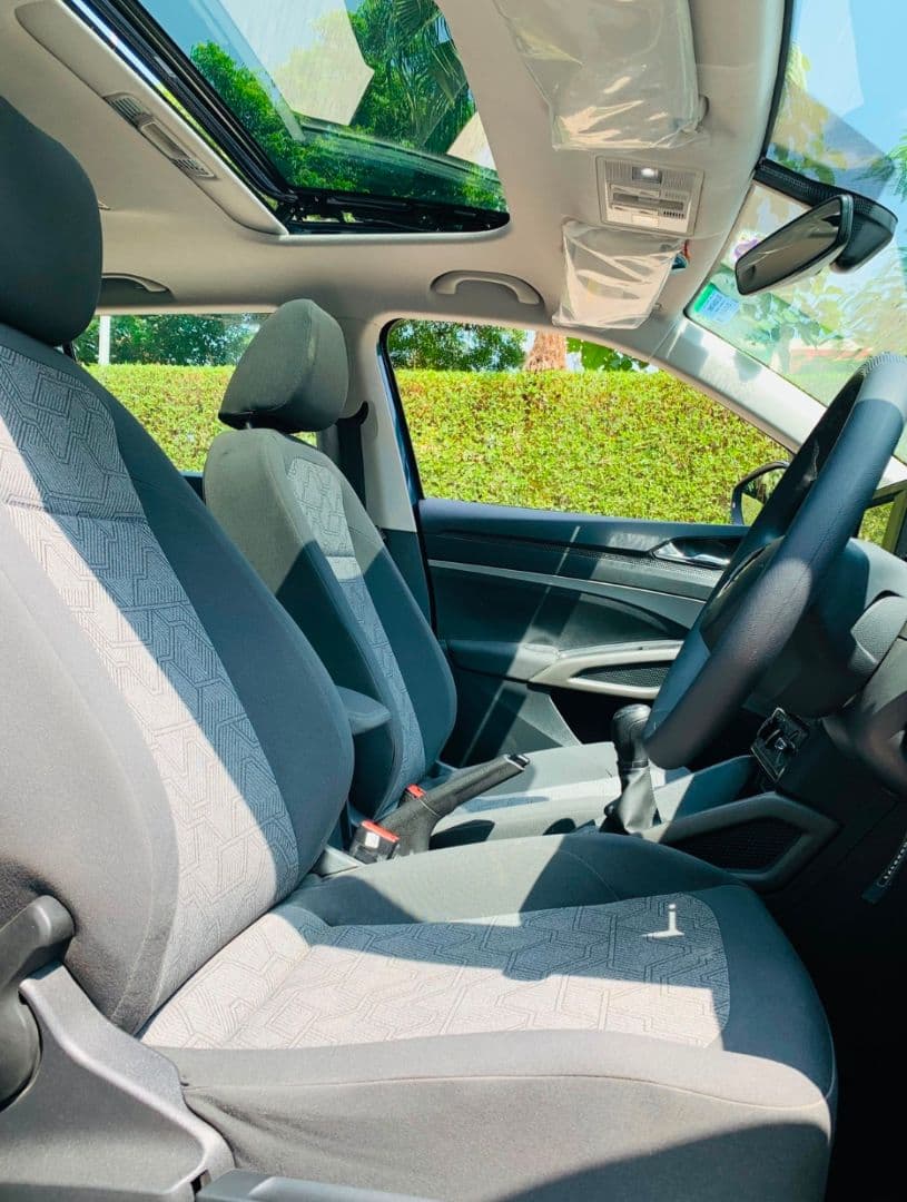 INTERIOR image for KYLAQ SIGNATURE 1.0 TSI MT | Hooter