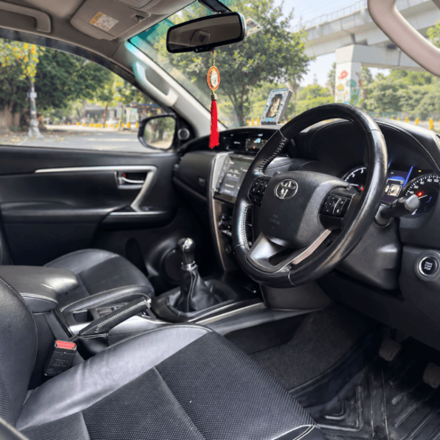 INTERIOR image for Fortuner | Hooter